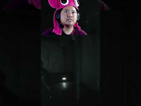 Mr. X don't like DMC talk! #ResidentEvil2 #ResidentEvil #Remake | #vee_nas on #Twitch