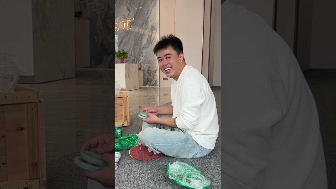 老范马年第一箱手镯盲盒来啦！想捡漏的姐妹你还在等什么？快来！