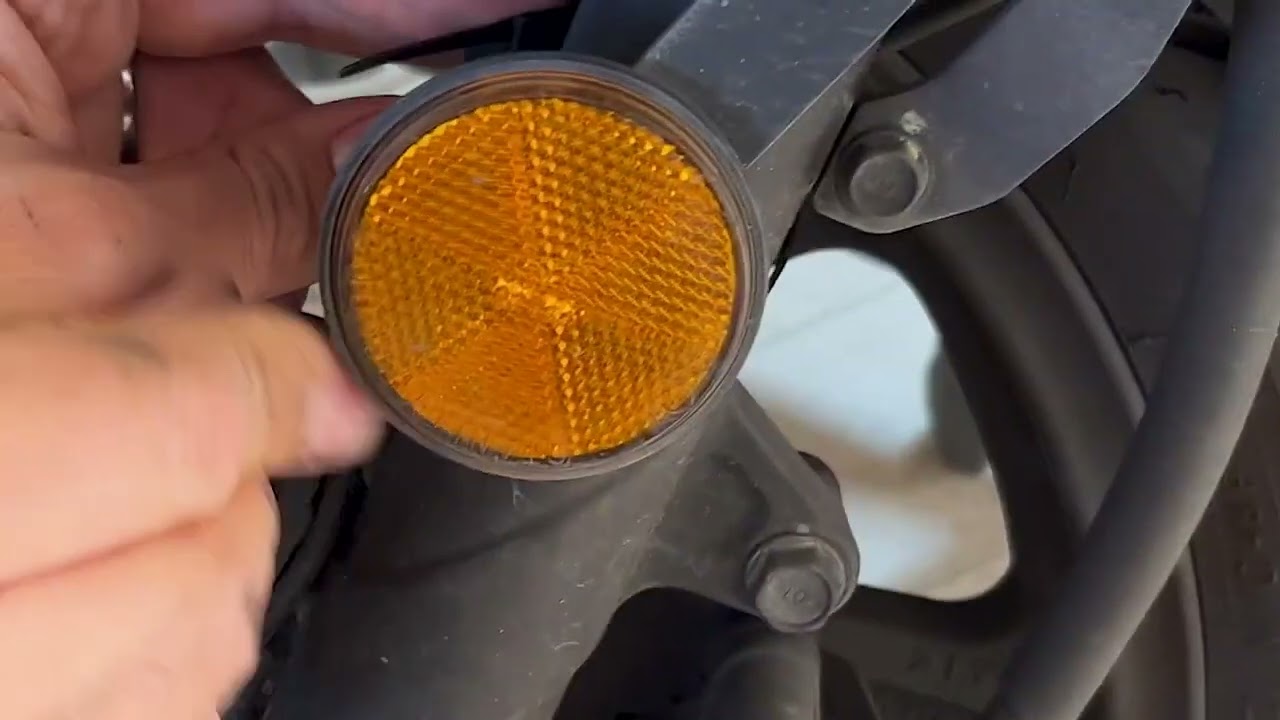 Ride Vision 2 Pro with LED indicators Rider Assistance System