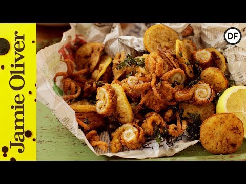 Video: How To Fry Squid