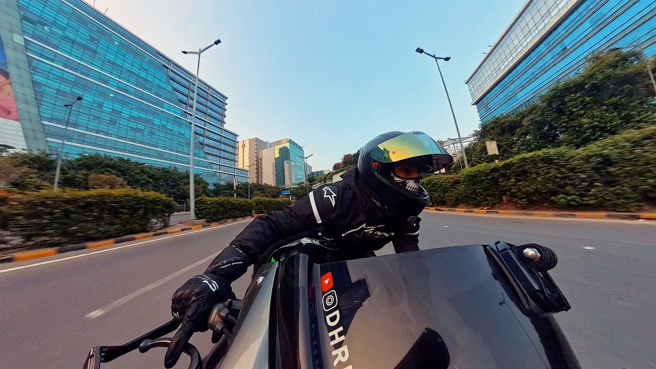 Kawasaki ZX-6R SCREAMING Through Gurugram City | Raw Exhaust Sound