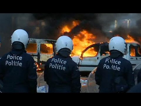 Clashes and arrests after anti austerity protest in (Spain)  3/26/14