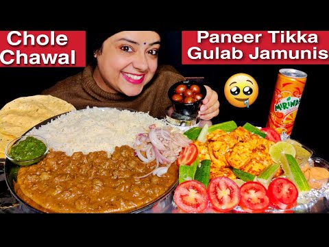 EATING CHOLE CHAWAL, PANEER TIKKA, SALAD, PAPAD, GULAB JAMUN | Indian Veg Food Mukbang