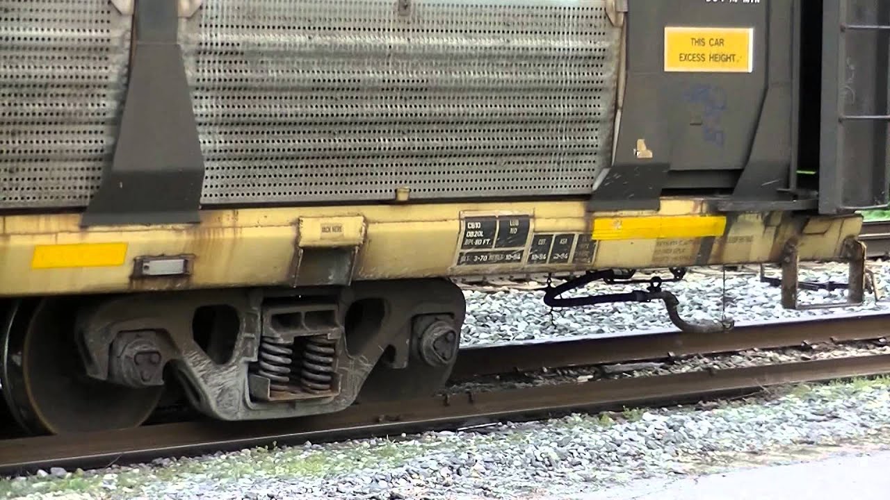 HD: 4/13/15 CSX Train Derailment In O'Fallon, IL
