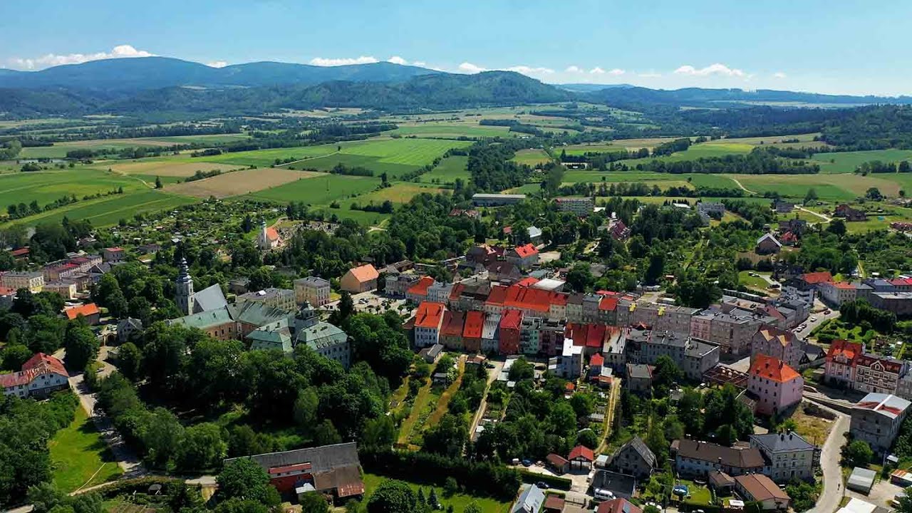 MIĘDZYLESIE - GMINA POD TRÓJMORSKIM WIERCHEM             [ 4k ]