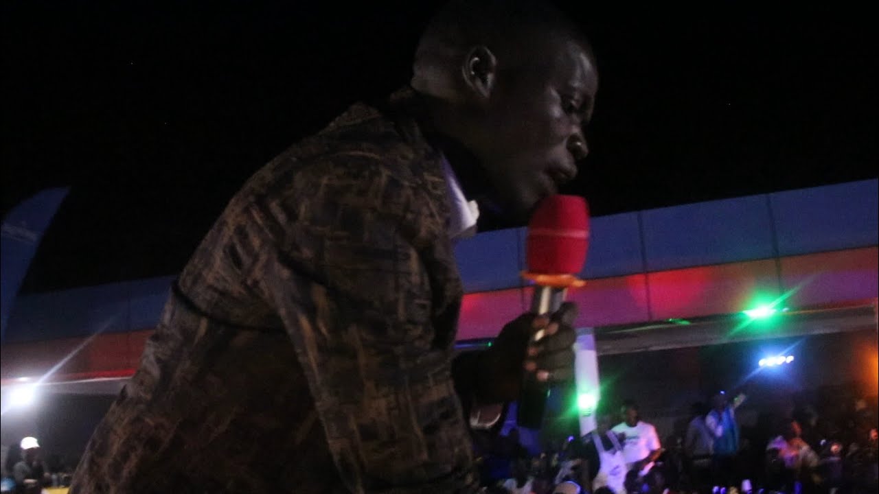Comedian Dolopiko excites guests at Josh Rash Concert