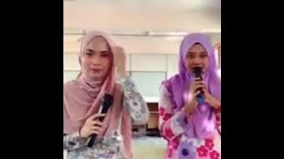 Cikgu cantik menyanyi sedap suara