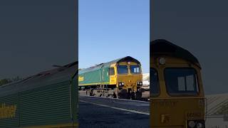 Frieghtliner Class 66 passing Clapham Junction