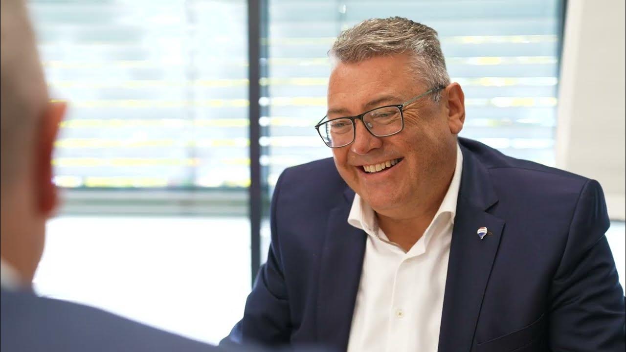 Engel & Völkers - Immobilienmakler Regensburg REMAX Immobilienmakler Regensburg - YouTube