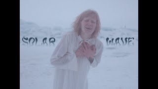 Download lagu LAAVU — Solar Wave (2024)