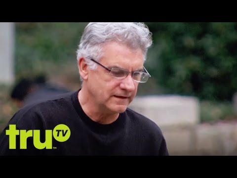 The Carbonaro Effect - Preview: Cat Goes Undercover in Dog Suit - The Carbonaro Effect - Preview: Cat Goes Undercover in Dog Suit