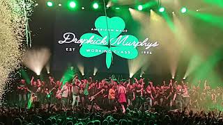 DROPKICK MURPHYS - Until the Next Time au Zénith