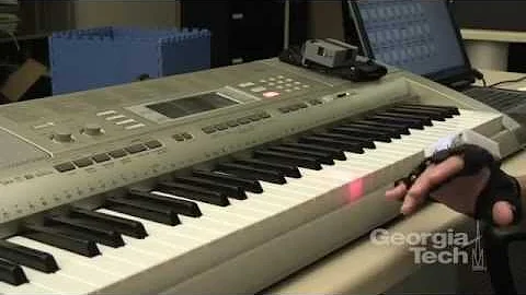 Musical Glove Helps People with Spinal Cord Injury