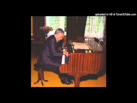 Agoria & Zviad Gamsakhurdia - Scala