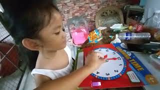 Time Telling Lesson, Nursery 2 Kid