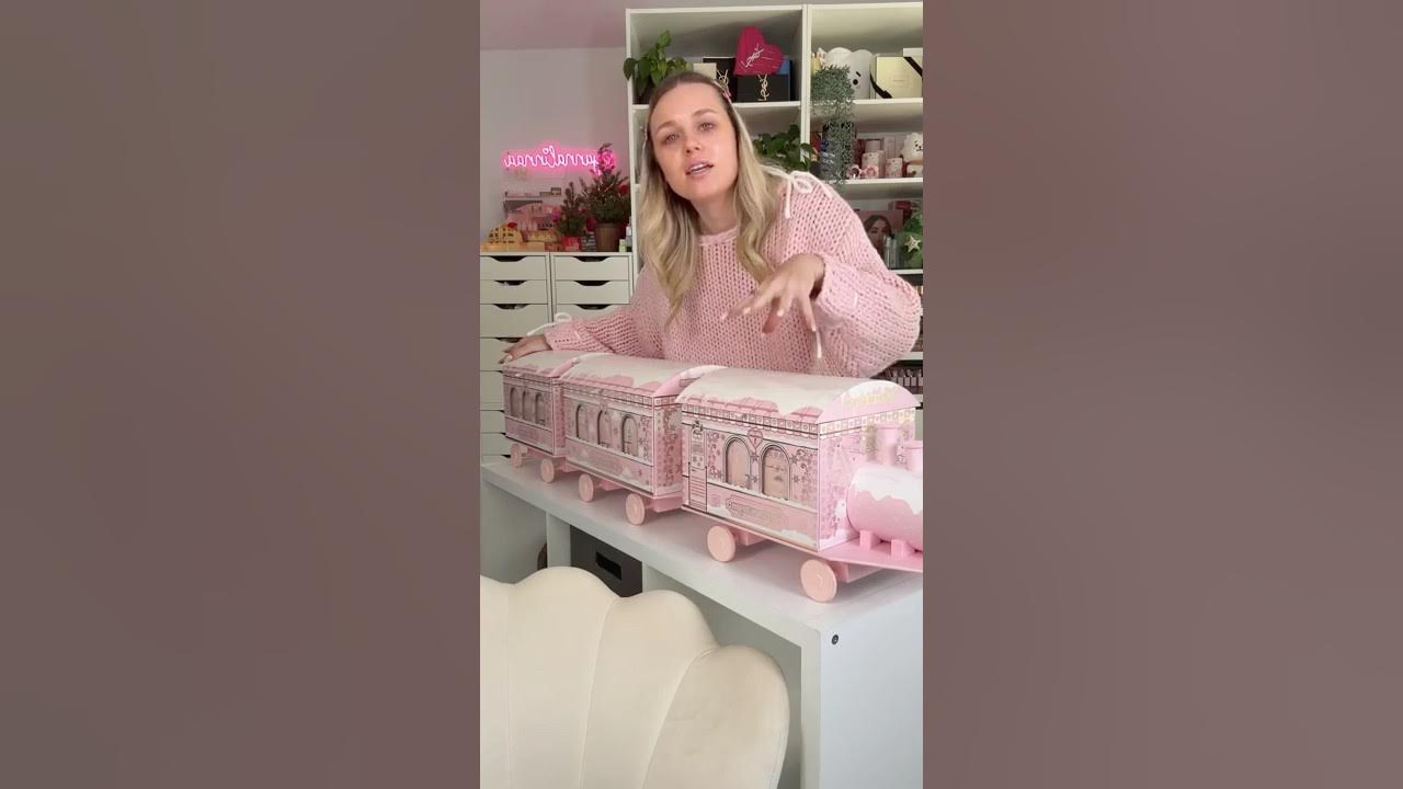 PLOUISE ADVENT CALENDAR UNBOXING! YouTube