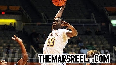 Dom Pointer Catches A Sick Off The Backboard Alley Oop In Game! St. John