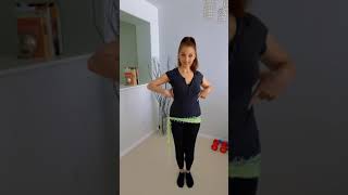 #shorts - Shoulder Shimmies