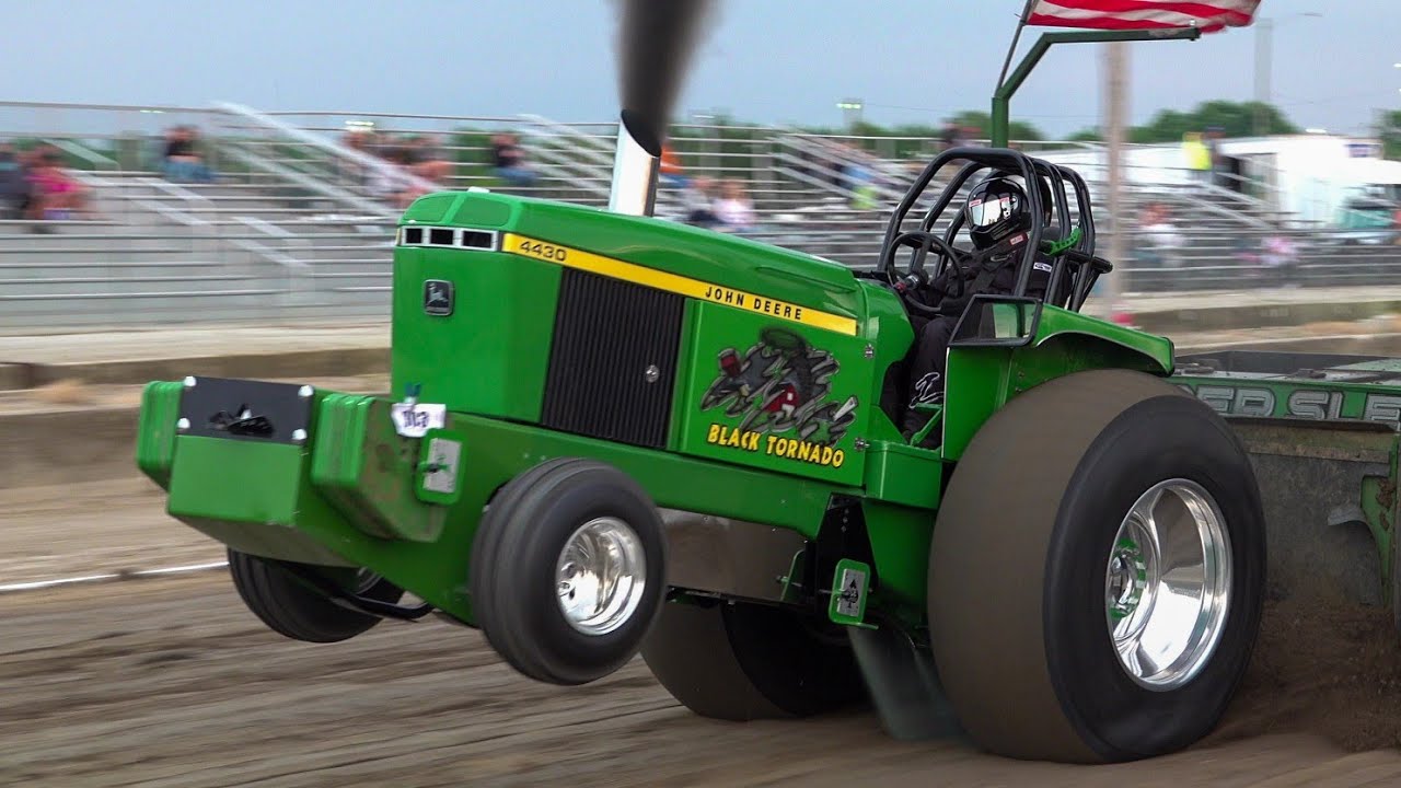 2023 Tractor Pulling/Truck Pull. HSTPA Richmond, IN Light Pro, Hot Farm, 4wd Trucks