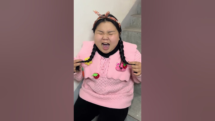 小可爱的兔子不见了，和妈妈一起找了很久也没找到，到底去哪了#萌娃 #搞笑 #家庭教育