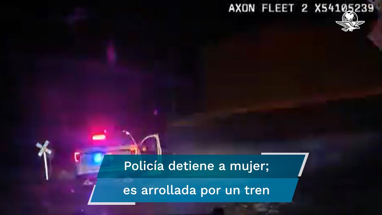 Dios mío!” Mujer detenida dentro de una patrulla es arrollada por un ...