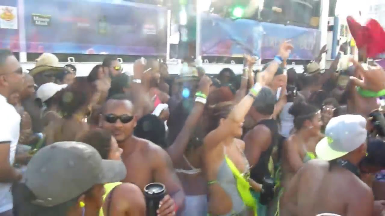 Trinidad Carnival Monday 2014 - Clip 3 (Fantasy Mas Band)