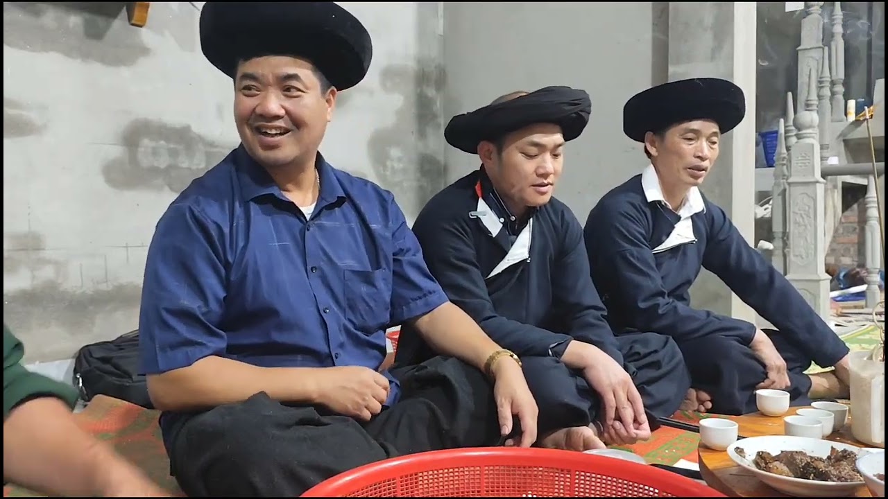 Hát voải tán tại nhà gái 