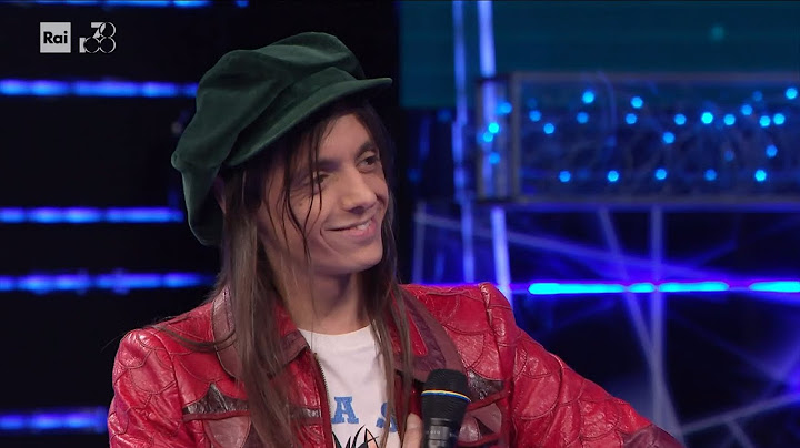 Lucio Corsi con "Volevo essere un duro" a Sanremo 2025
