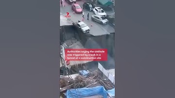 Massive sinkhole in Bangkok