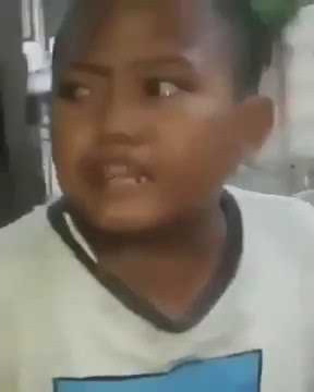 Bukan gue dan jangan gua terus dan banyak yang maen bukan gua doang