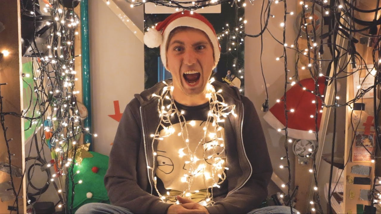 ABBIAMO BISOGNO DI VOI PER SALVARE IL NATALE - Cane Secco