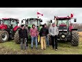 Polish farmers block main roads in protest | REUTERS