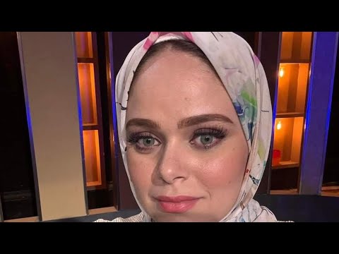 الإعلامية مروة عزام مقدمة برنامج هى تحتفل بعيد ميلادها مع قناة هى اشتراك لايك