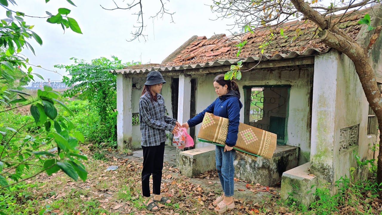 Добрая и сострадательная женщина помогла бедной незамужней девушке улучшить свою жизнь, обеспечив её