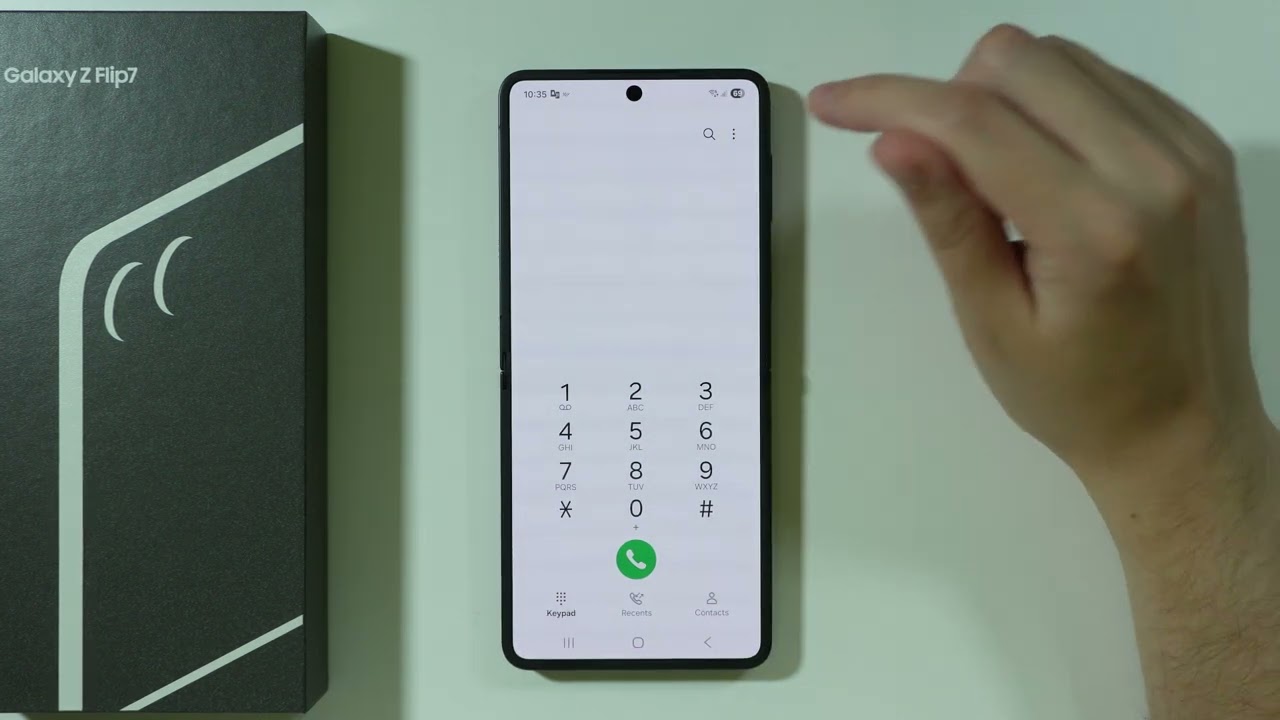 Samsung Galaxy Z Flip 7 & 7 FE: How to Check Voicemail Messages