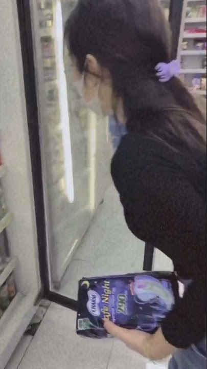 Story WA/IG Mentahan halu belanja di indomaret bareng cewe cantik, buat manasin mantan, prank temen.