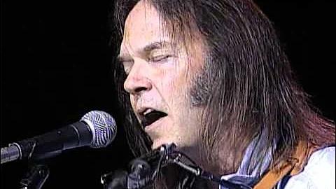 Neil Young - Comes A Time (Live at Farm Aid 1995)