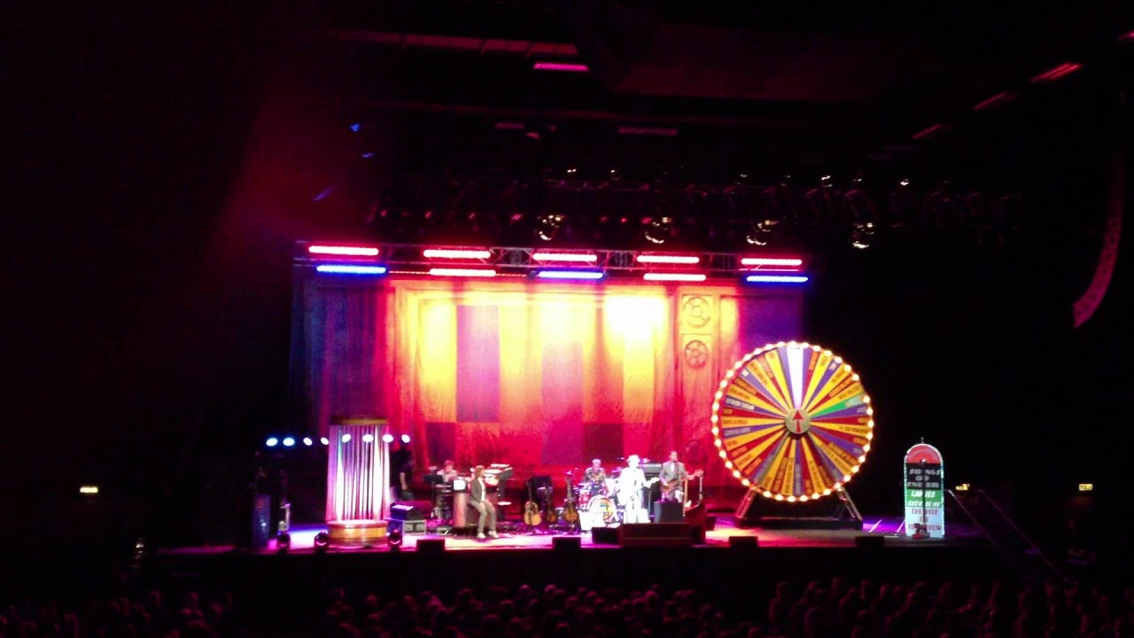 Elvis Costello " Olivers Army " Brighton Centre, Wednesday 16th May 2012