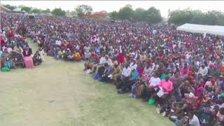USO WANGU  Live performing: