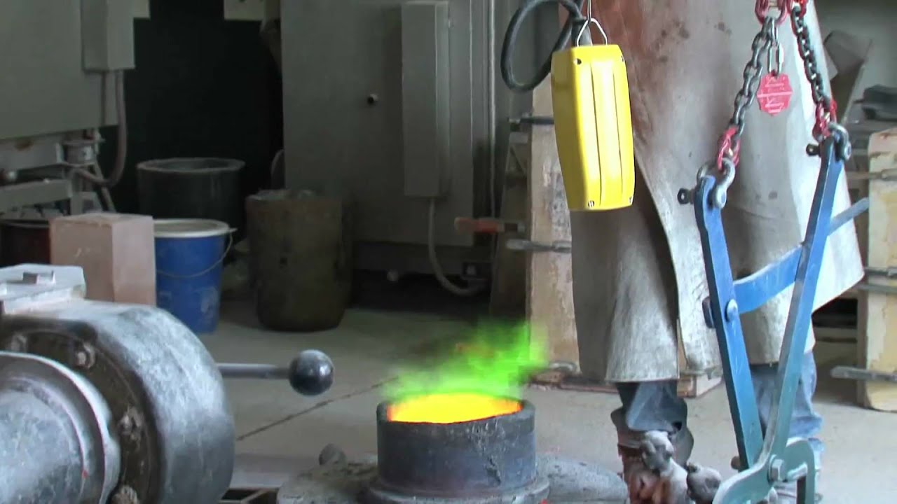 Carl Zuckmayer Bronze - der Guß // Zuckmayer bust - the casting