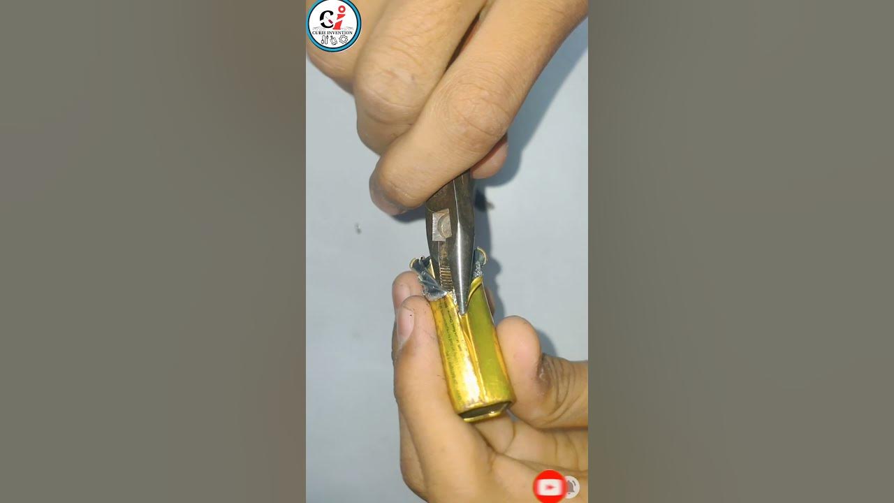 What Is The Inside 9 Volt battery And How To Open And Reuse This