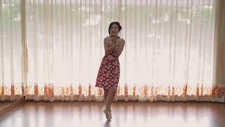 Hula Dance Tutorial  Tiny Bubbles  by Hulala Living