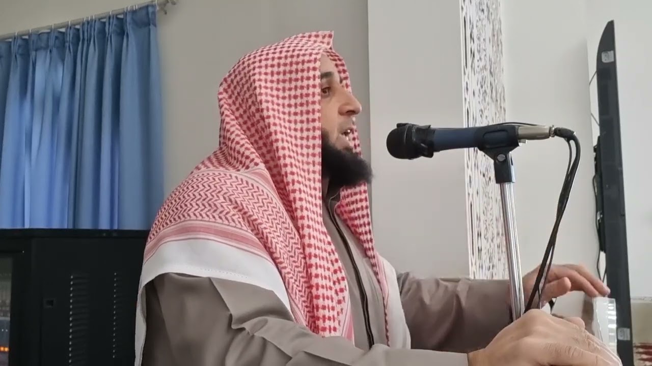 الشباب والاعتزاز بالقرآن، قرآنكم مصدر عزكم وشرفكم، صور من عزة القرآن الكريم
