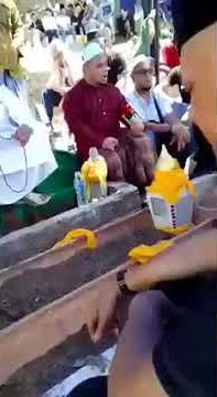 KETIKA ALIRAN SESAT BERAKSI DI KUBURAN