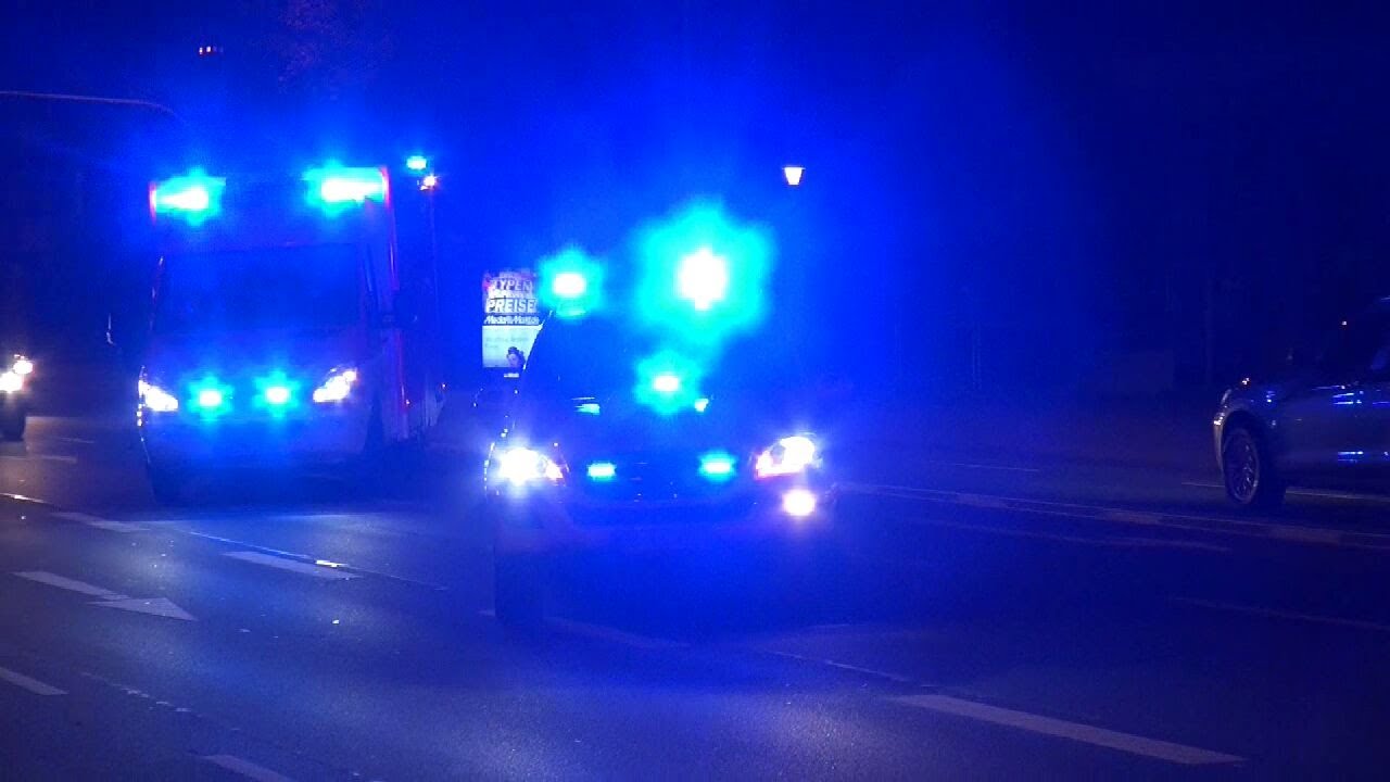 (Stadt/Landhorn Vergleich) NEF + RTW BF Münster FW1