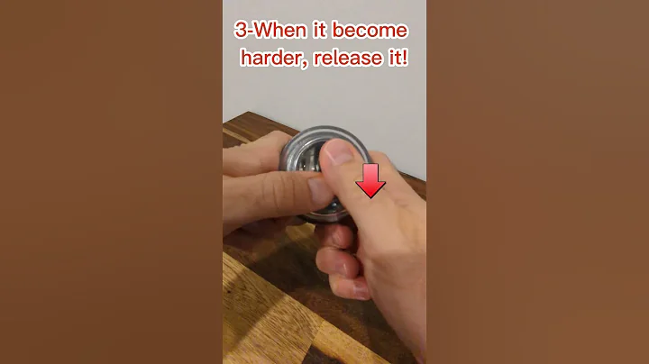 How to use the gyro ball #tiktokmadebuyit #viral #gripstrenght #grip #gyroball #gyroscope