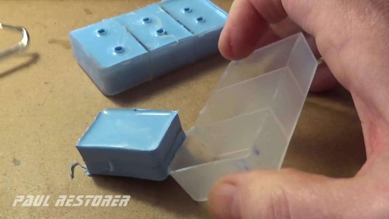 Спичечный коробок создания силиконовых форм для отливки мелких элементов - из смолы