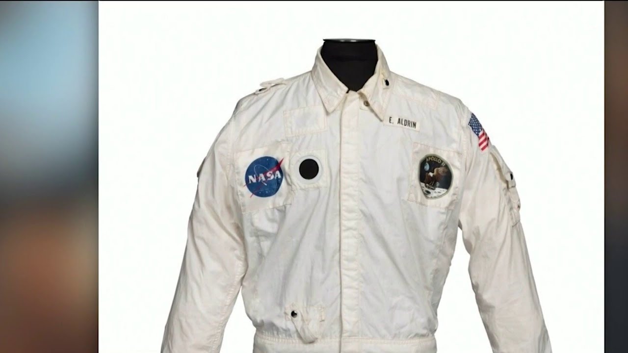 Jacket worn on Apollo 11 mission goes up for auction