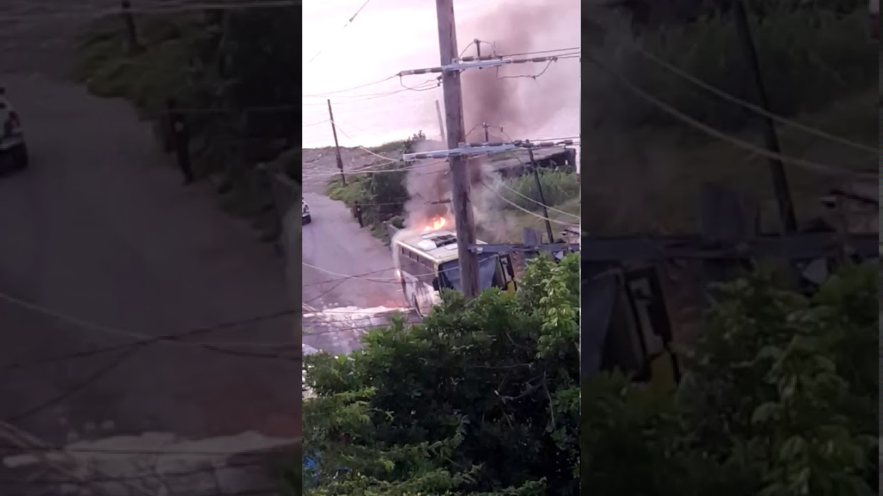 JUTC bus caught on fire and yesterday 😱 YouTube