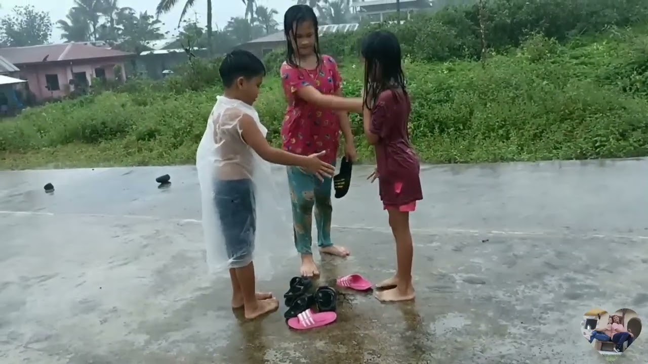 NAGLARO AT MASAYA SILA SA ULAN ||DAKOY VLOG